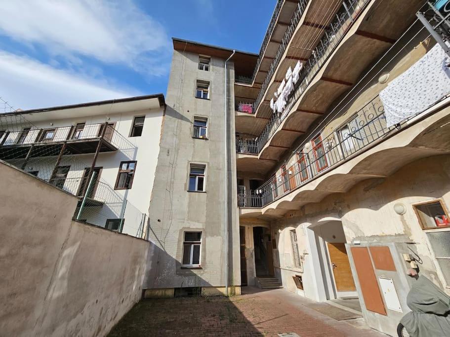 Apartment Artistic Designer Zizkov Prague